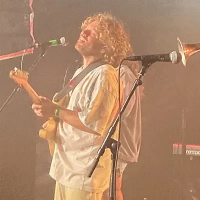 Benny Sings