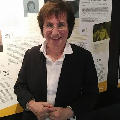 Marie-Paule Belle
