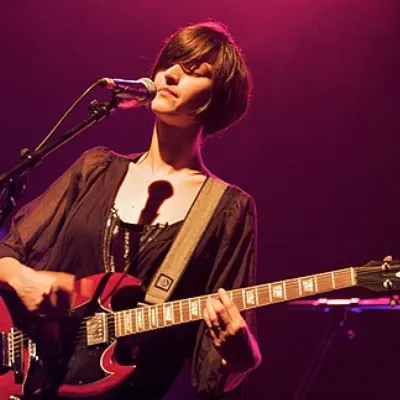 Pauline Croze
