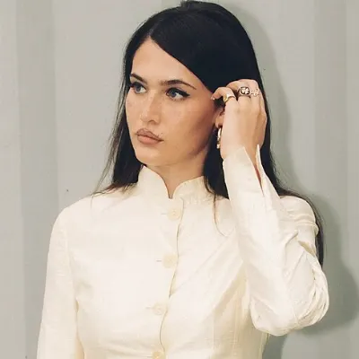 Sienna Spiro